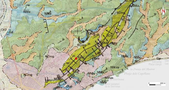 Mapa geològic de l'àrea on s'emplaça la pedrera