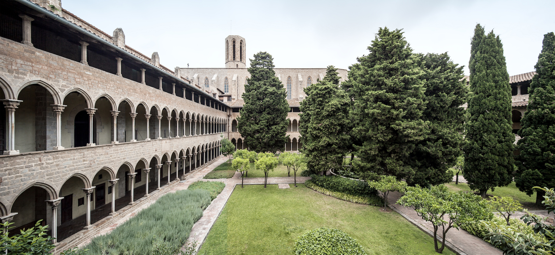 VIRTUAL RECONSTRUCTION OF THE ROYAL FEMALE MONASTERY OF ST. MARY OF PEDRALBES