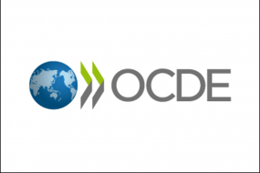 Income inequality, urban size and economic growth in OECD regions