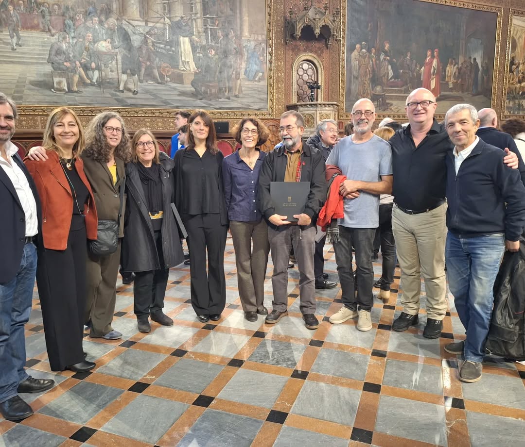 Fotografia del professorat a l'acte de graduació